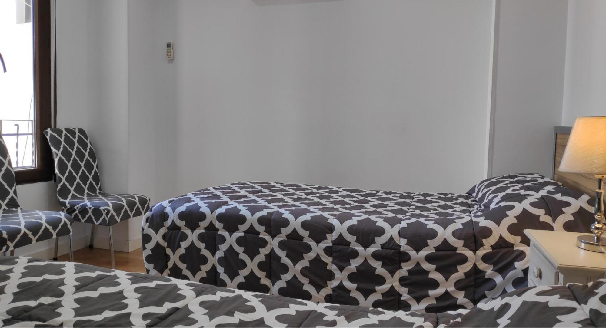 Madinat Garnata, Parking & Rooftop Terrace غرناطة المظهر الخارجي الصورة