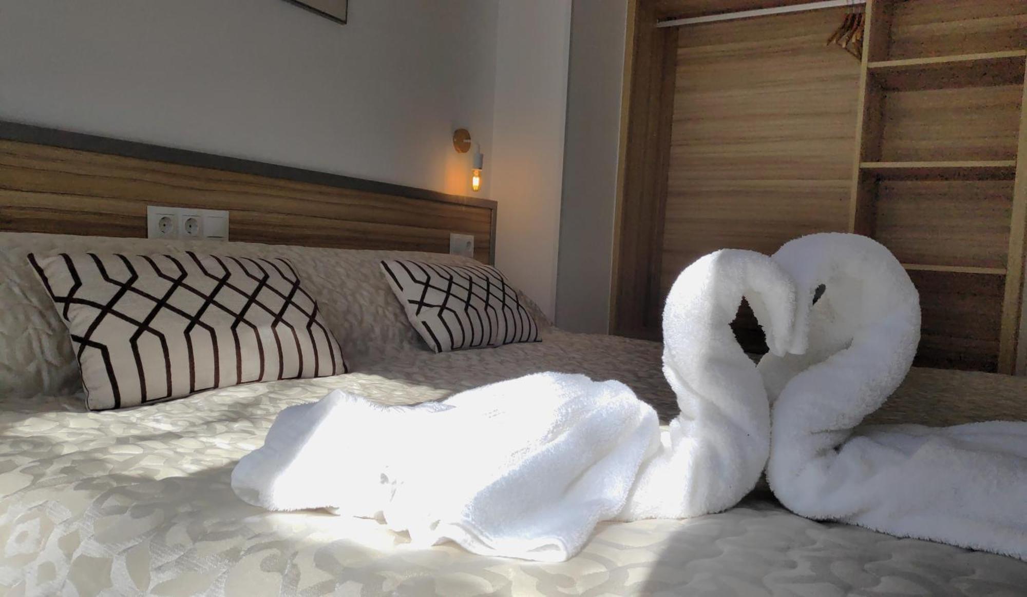 Madinat Garnata, Parking & Rooftop Terrace غرناطة المظهر الخارجي الصورة